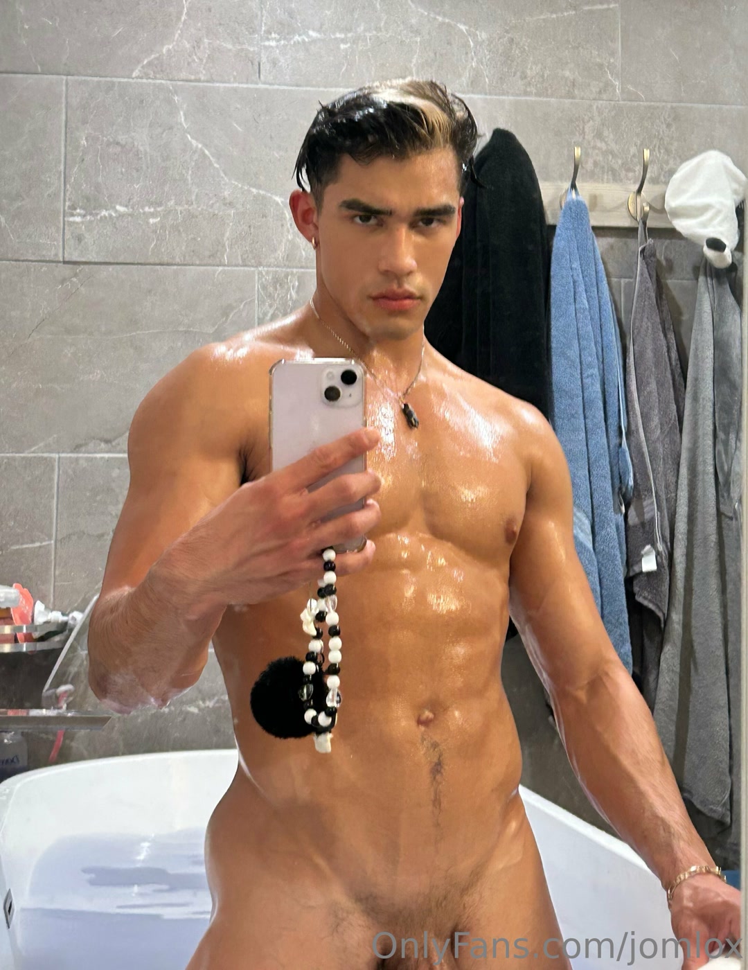 Epic twunk jmloz naked pics