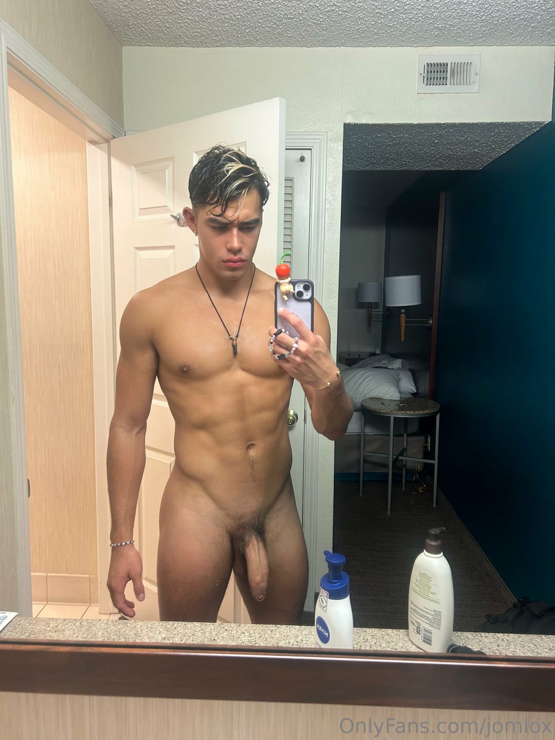 Benevolent Bisex jomlox Nudeleaks Epic