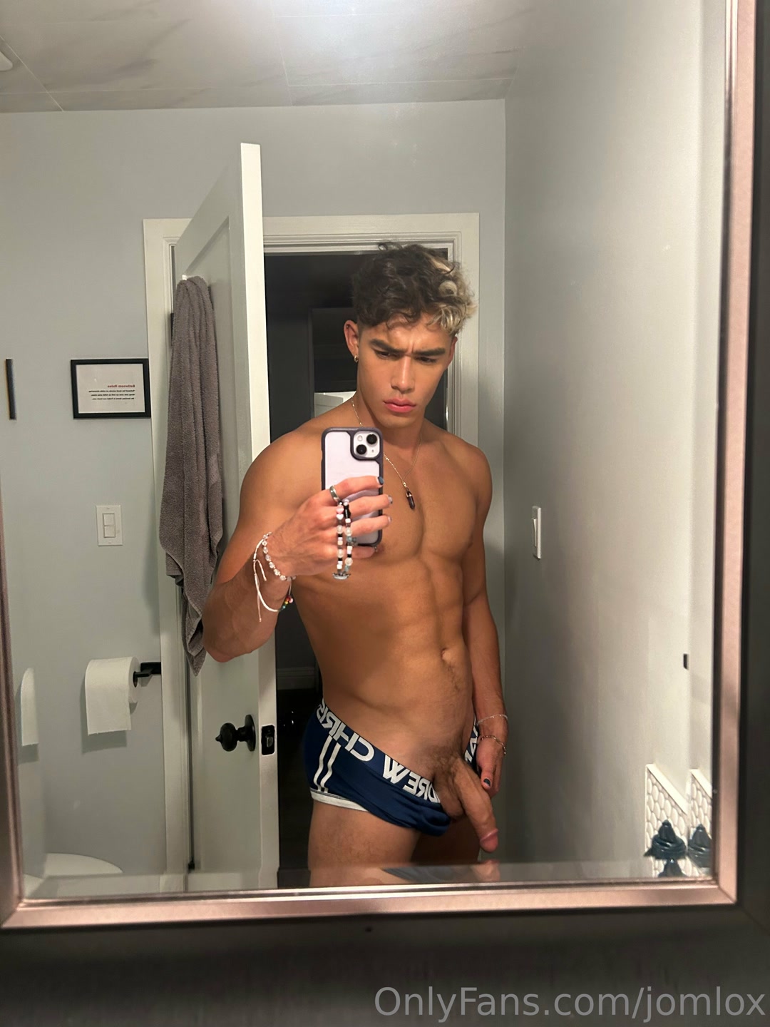 male cumslut playing with himself Bisex jomlox onlyfans