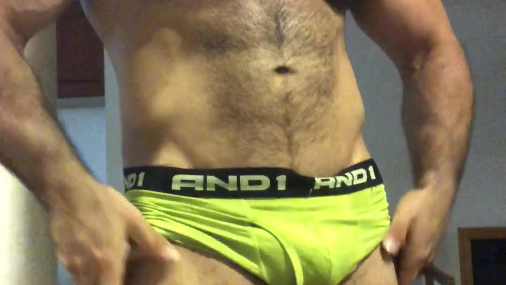 Big Geno muscle in the morning