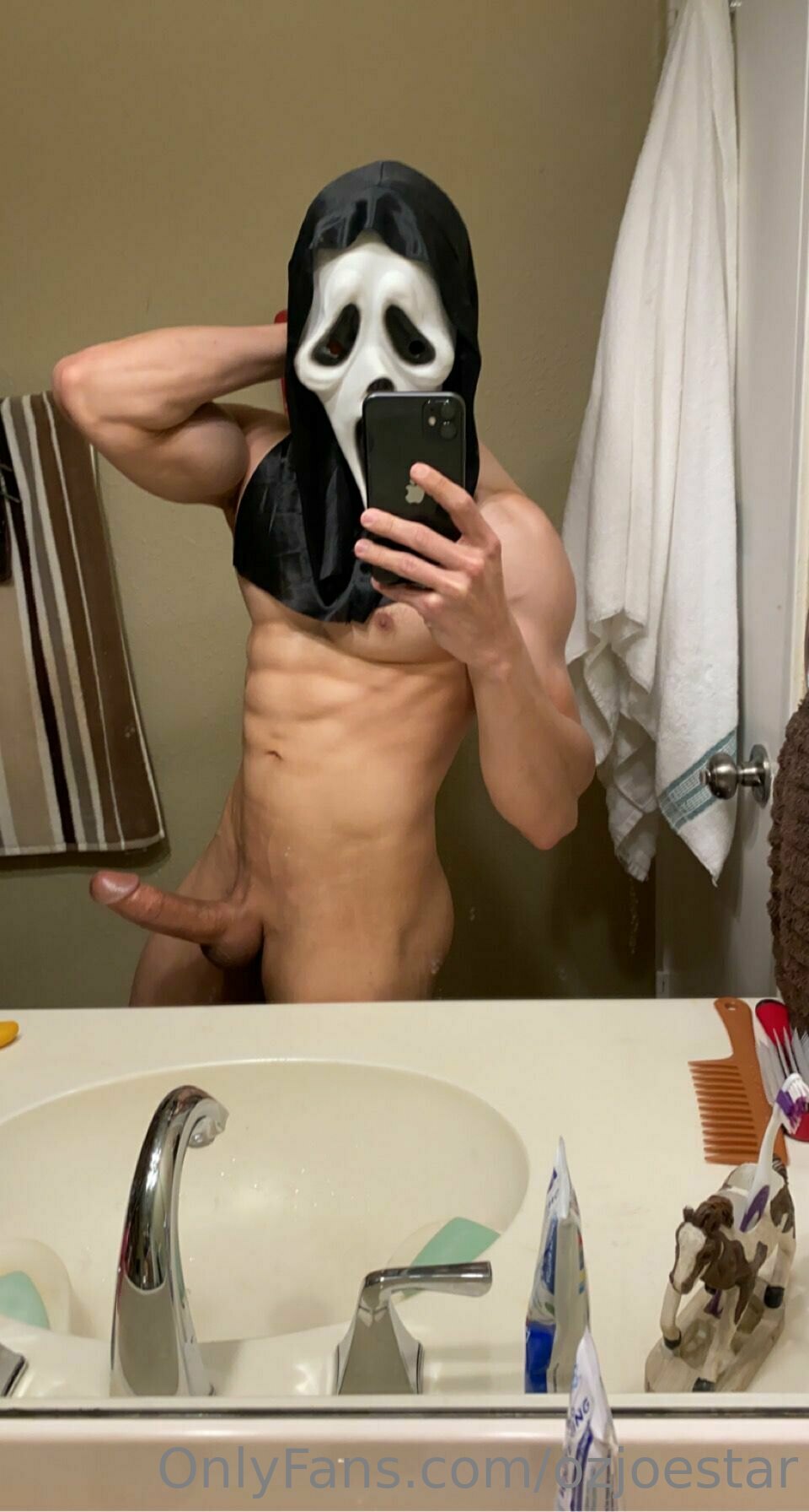 Assertive pleasuring himself latino ozzyjoestar o n l y f a n s