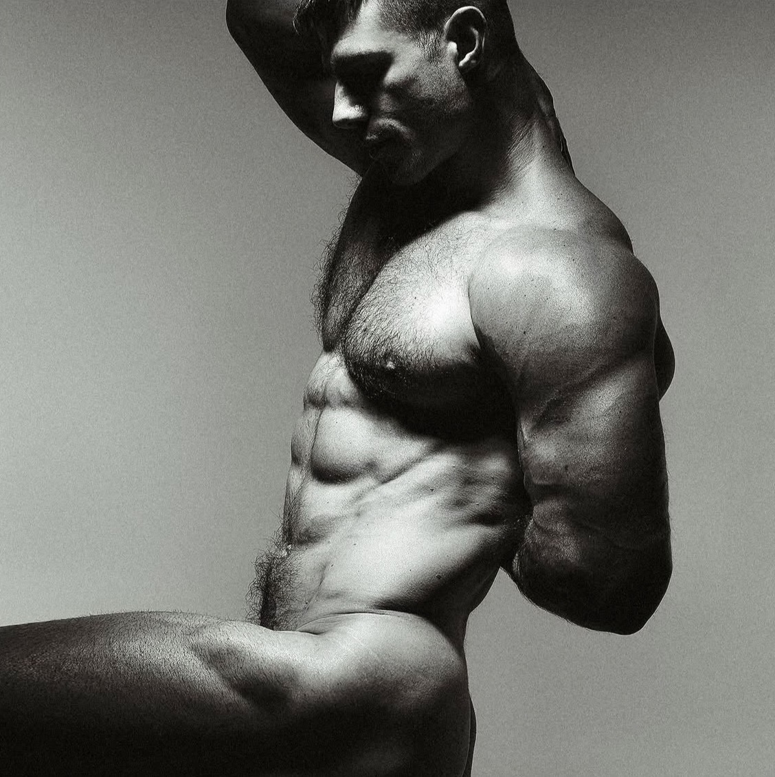 Epic russian hunk Dmitry Averyanov reddit