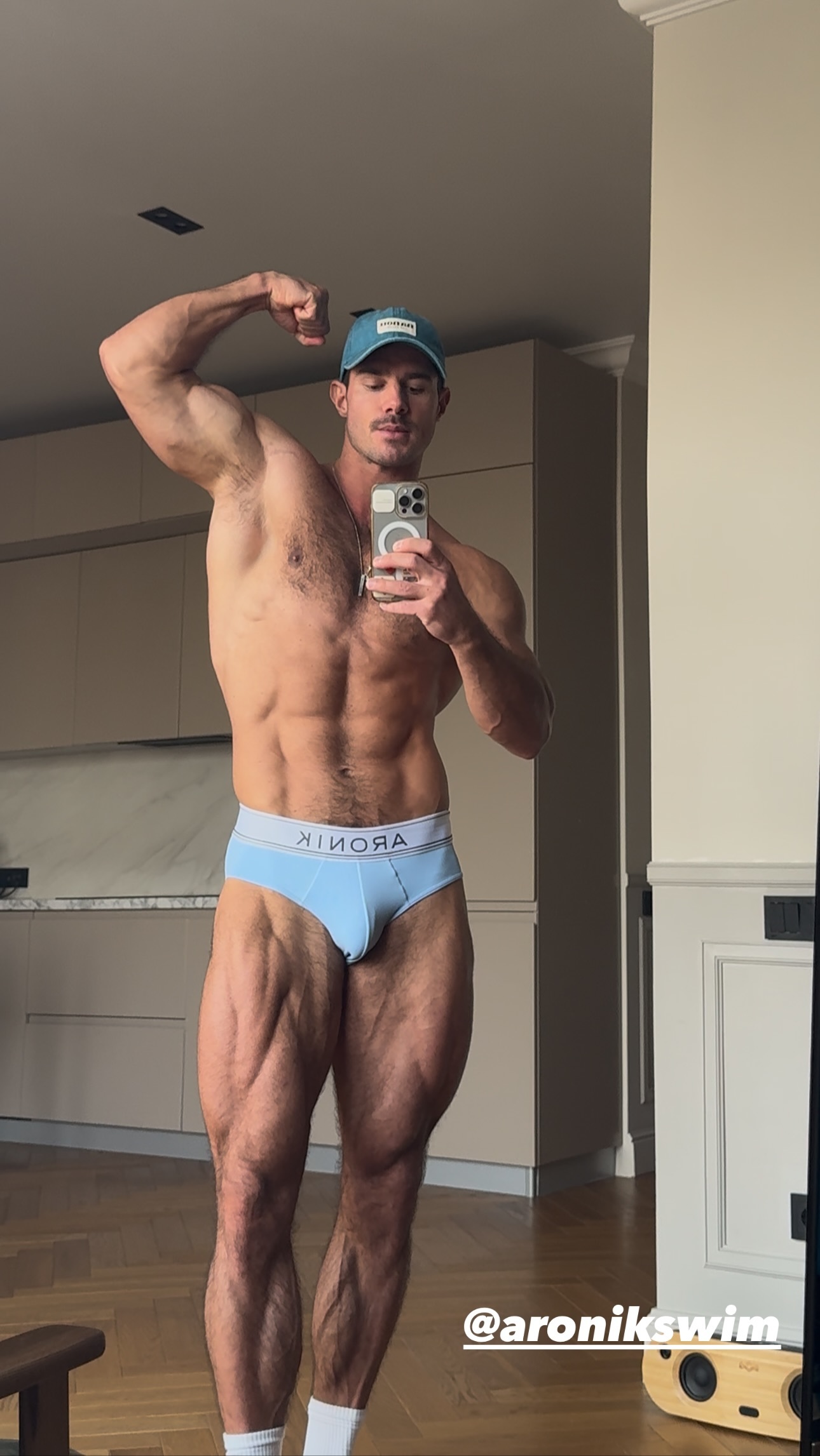 muscular russian hunk Dmitry Averyanov onlyfans naked full vid