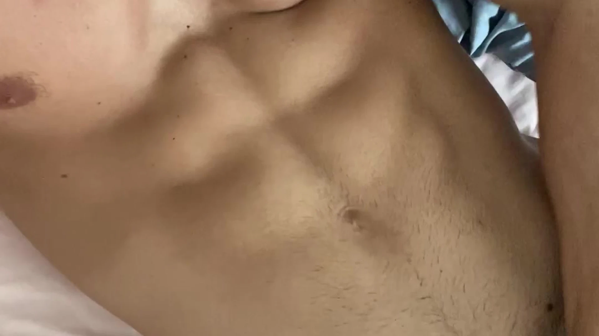 Exposed italian Niccolo Neri sexy pic