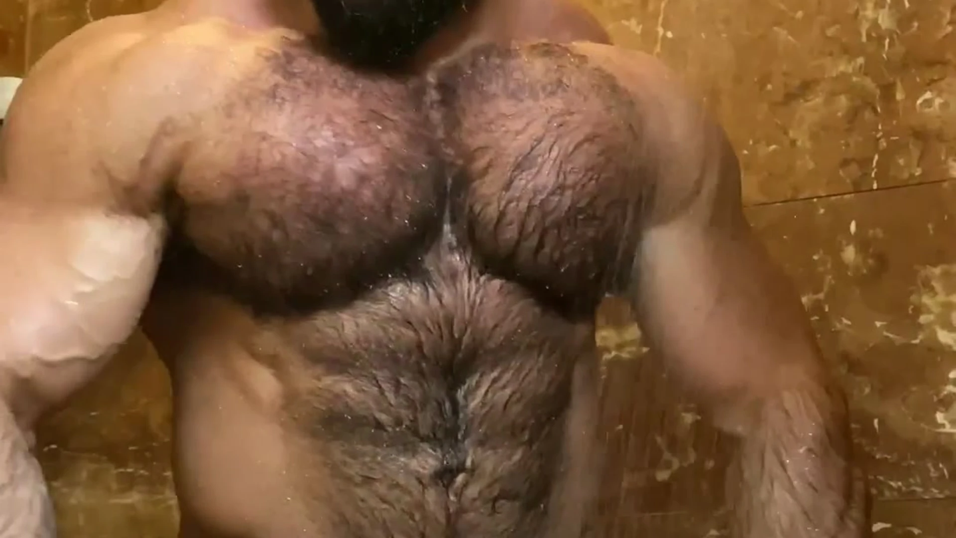 Big Geno muscle worship in the shower