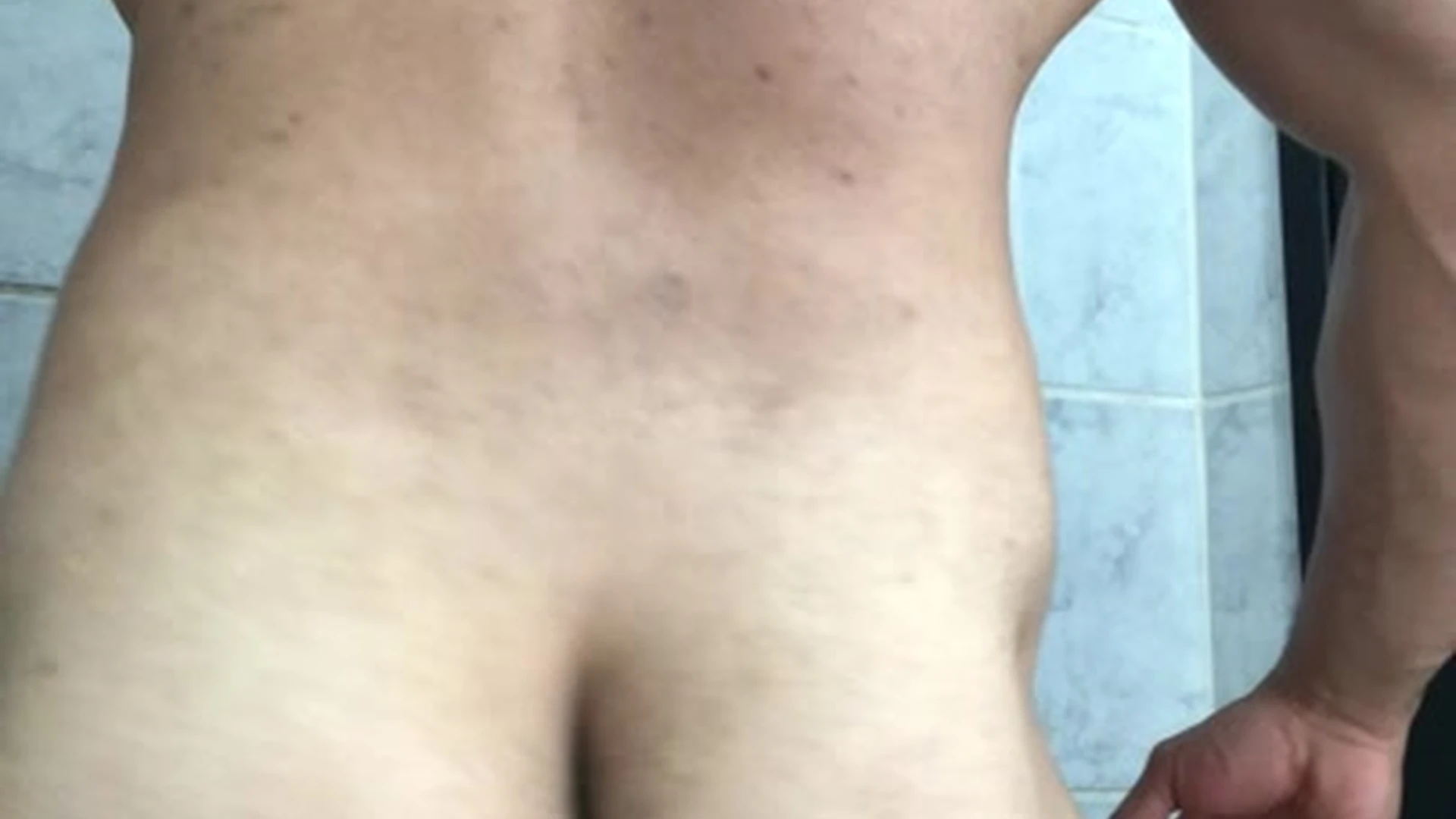Sensational Captivating  BODYBUILDER thebig_horuss   Vid