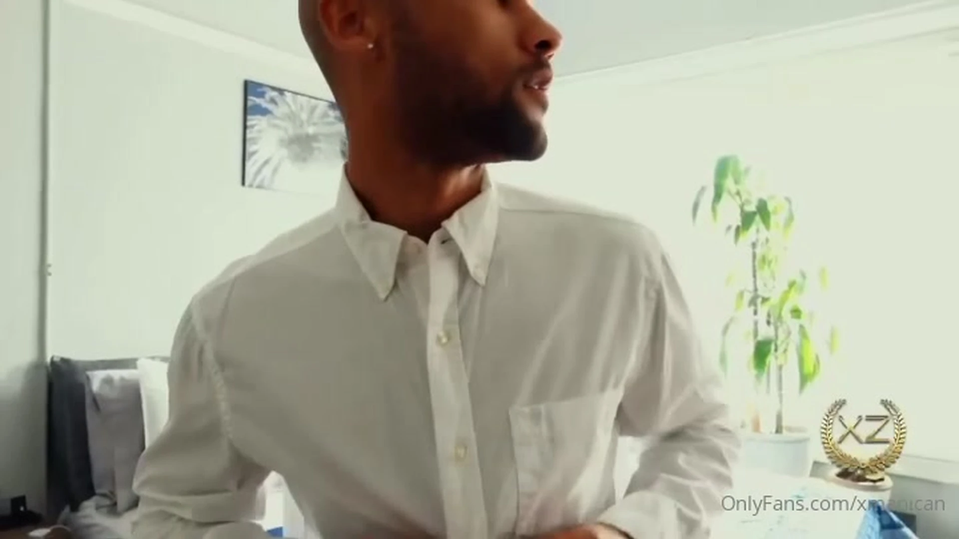 Exposed bubble butt BBC xmanican of Vid